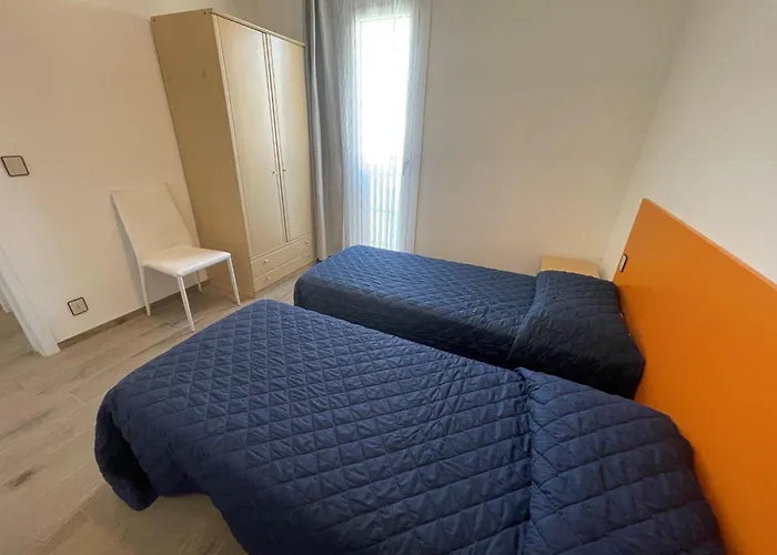 Sunny Family Steps From The