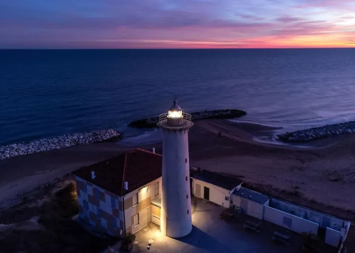 Sunny Family Steps From The